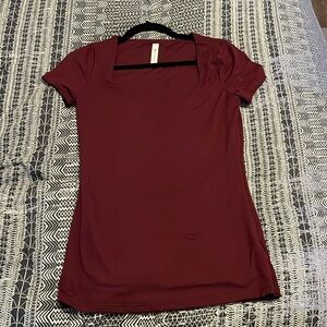 Square neck short sleeve maternity top (Size S , burgundy)
